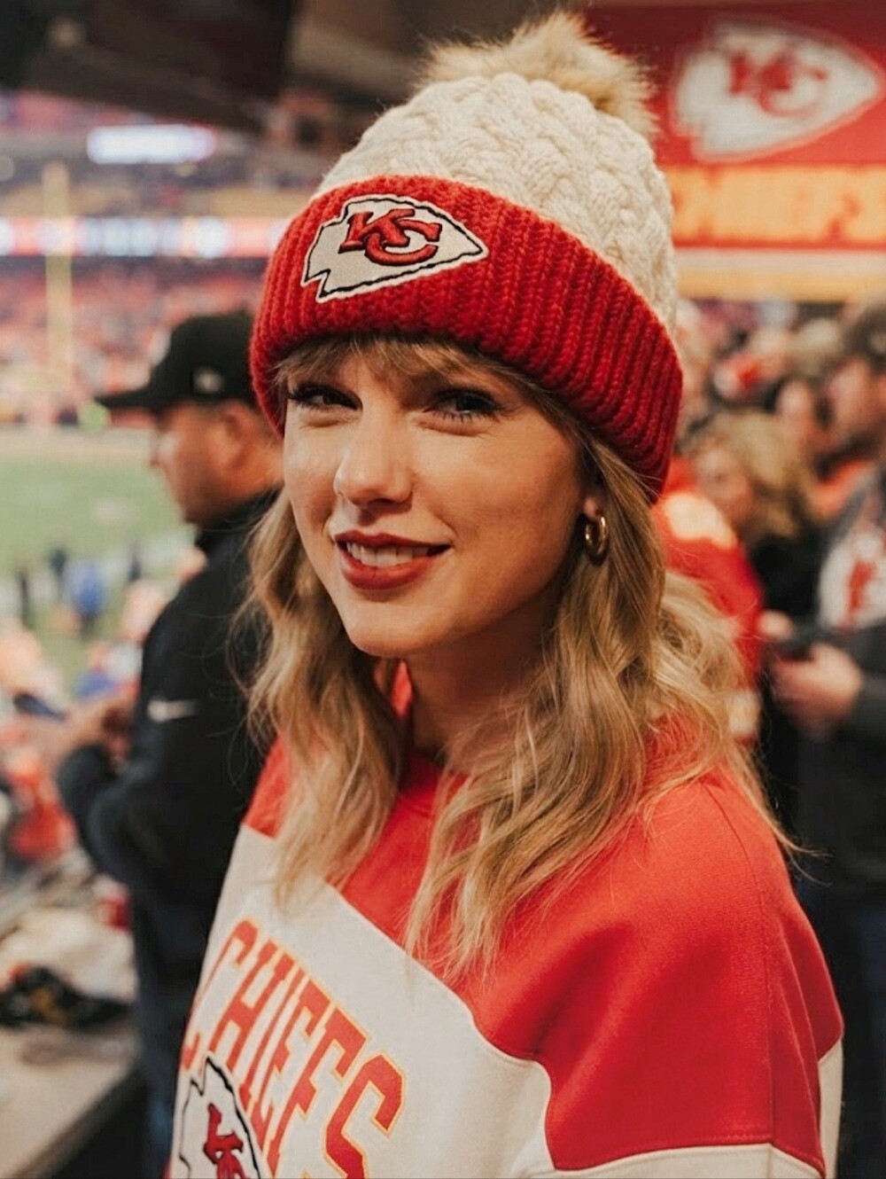 NFL Team Apparel Kansas City Chiefs Beanie